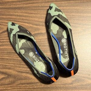 Rothy’s Green Camo Camouflage Points Flats 9.5 EXCELLENT